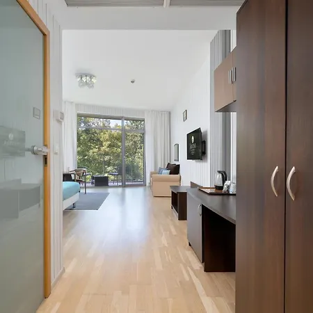 Diune Z Garazem By Jantar Apartman